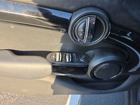 Used 2017 MINI Cooper S FWD image 22
