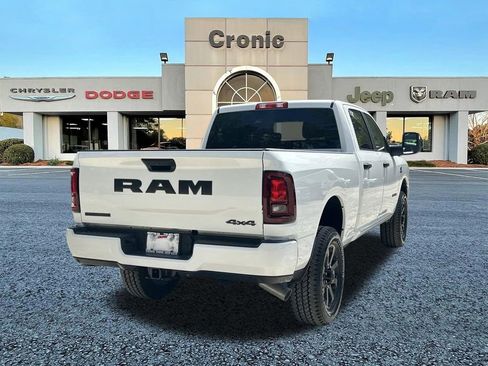 New 2026 RAM 2500 Big Horn AWD/4WD image 3
