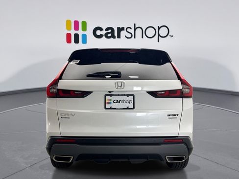 Used 2023 Honda CR-V Sport Touring image 4