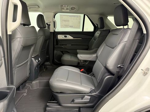 New 2026 Ford Explorer Active w/ Active Comfort Package image 21