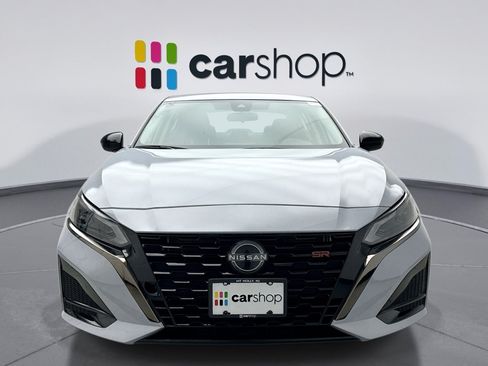 Used 2023 Nissan Altima 2.5 SR AWD/4WD image 8