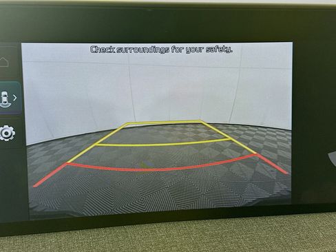 Used 2022 Kia EV6 Light image 23