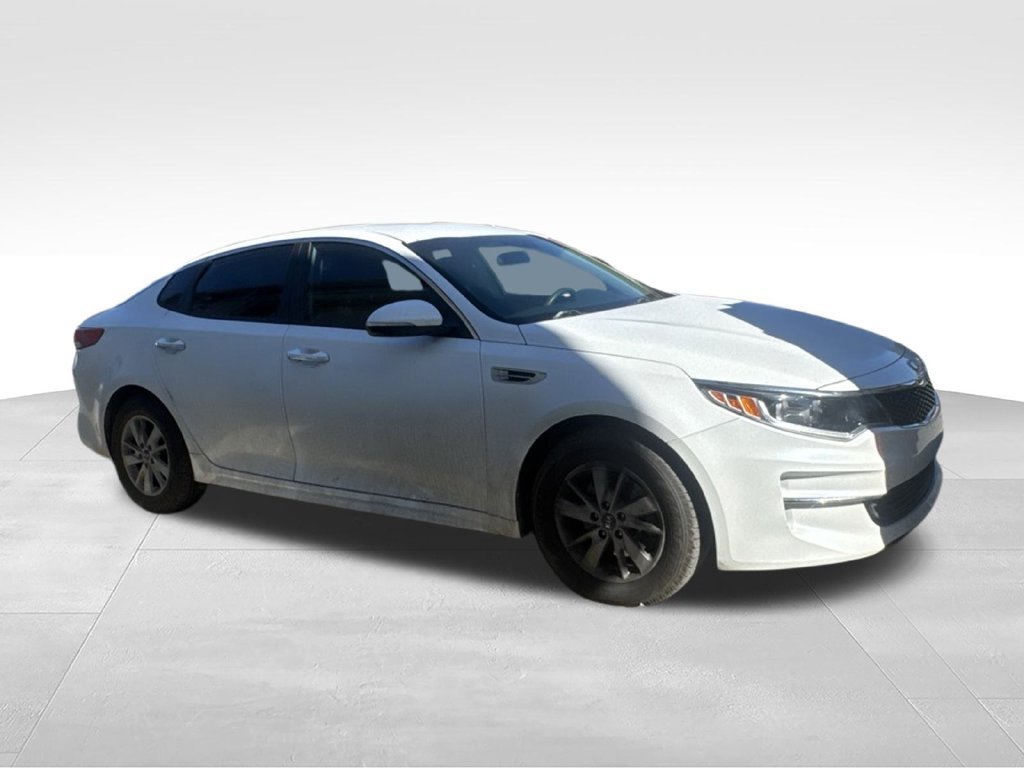 Used 2018 Kia Optima LX FWD image 6