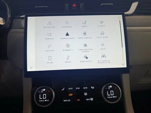 Certified 2026 Jaguar F-PACE R-Dynamic S AWD/4WD image 14