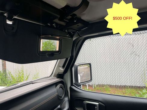 Used 2021 Jeep Wrangler Unlimited Sahara AWD/4WD image 32