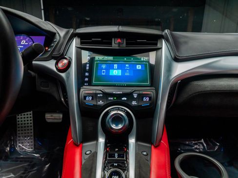 Used 2017 Acura NSX image 41