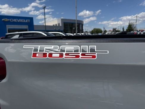 Used 2024 Chevrolet Silverado 1500 LT Trail Boss w/ Convenience Package II AWD/4WD image 11