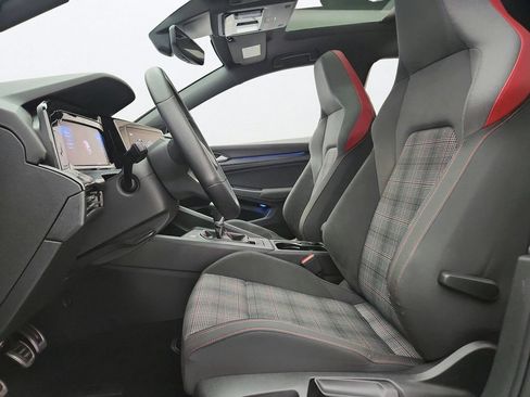 Used 2022 Volkswagen GTI SE FWD image 11