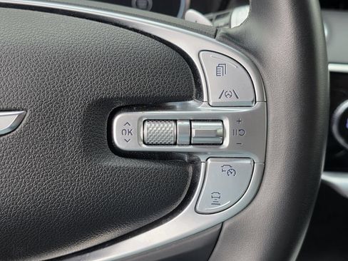Used 2025 Genesis GV70 2.5T AWD/4WD image 32