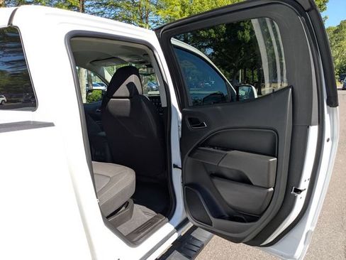 Used 2022 Chevrolet Colorado LT image 31