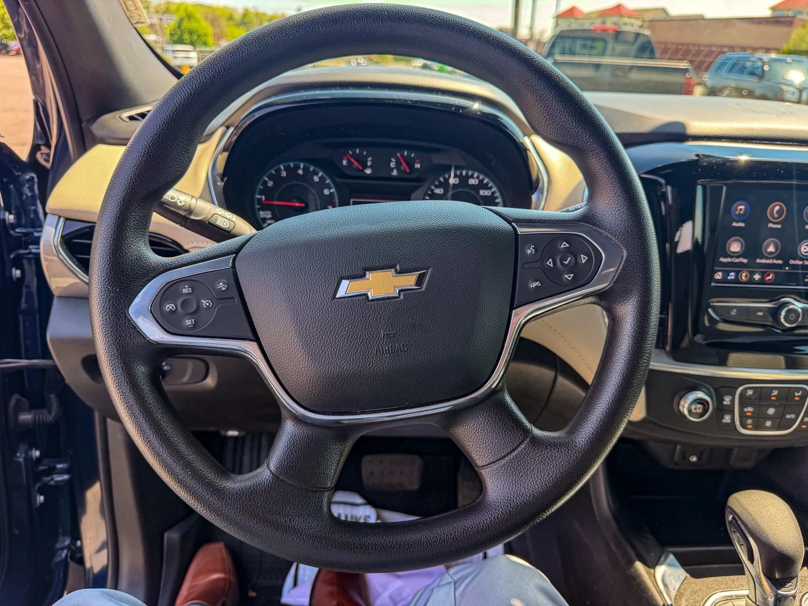 Used 2022 Chevrolet Traverse LS FWD image 21