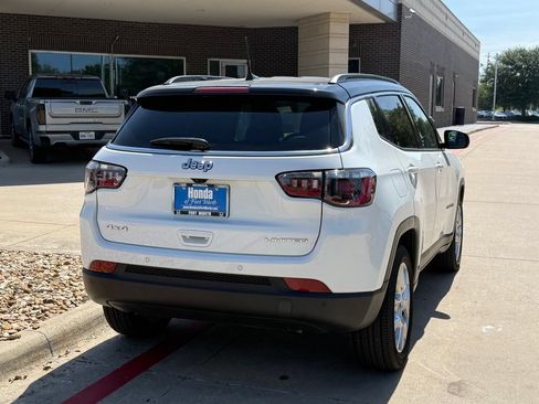 Used 2025 Jeep Compass Limited AWD/4WD image 6