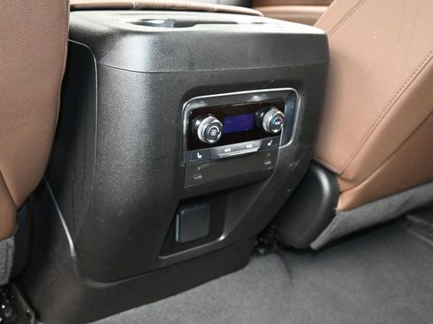 Used 2025 Chevrolet Tahoe High Country image 45