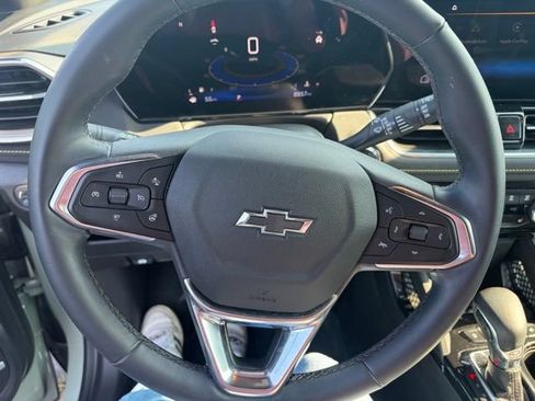 Used 2025 Chevrolet TrailBlazer ACTIV w/ Convenience Package FWD image 12