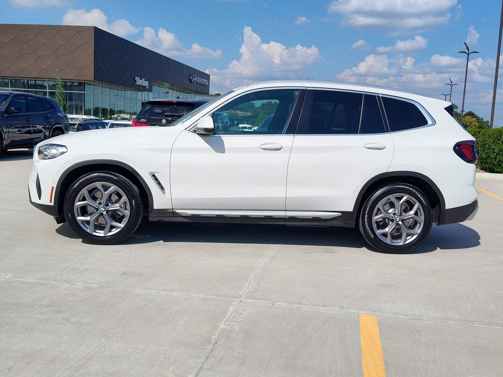 Used 2023 BMW X3 sDrive30i w/ Premium Package RWD image 3