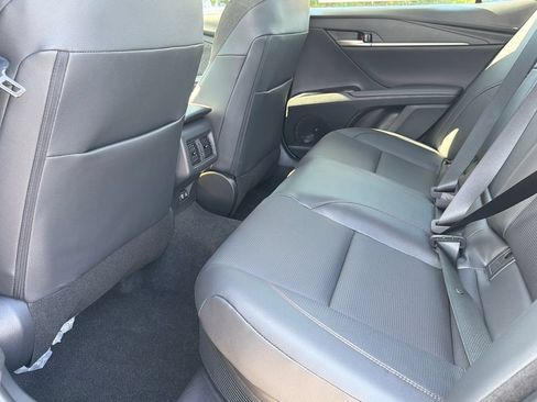 New 2026 Toyota Camry Hybrid FWD image 21