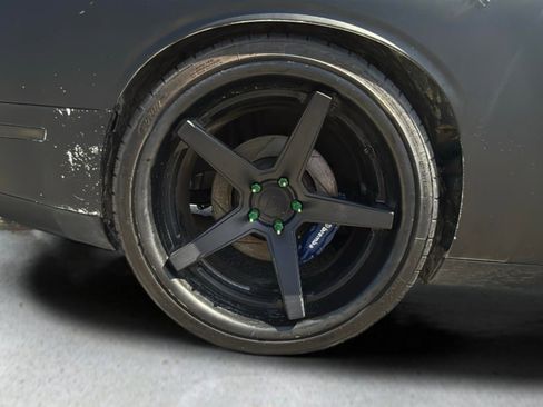 Used 2016 Dodge Challenger R/T Scat Pack w/ Leather Interior Group image 20