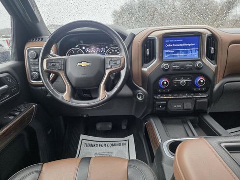 Used 2020 Chevrolet Silverado 2500 High Country w/ Technology Package image 4