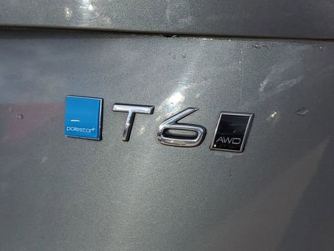 Used 2016 Volvo XC90 T6 Momentum w/ Momentum Plus Package image 7