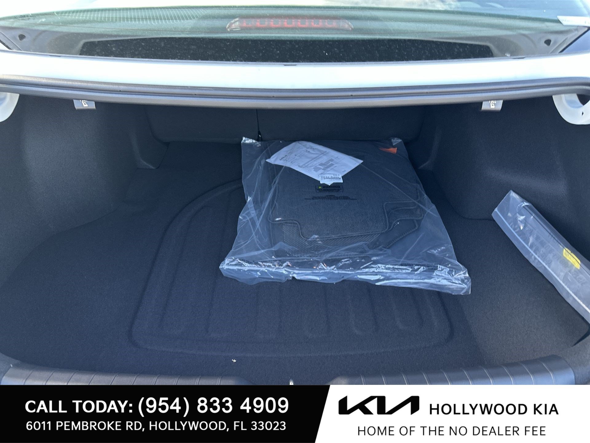 New 2026 Kia K4 GT-Line Turbo w/ GT-Line Premium Package FWD image 12
