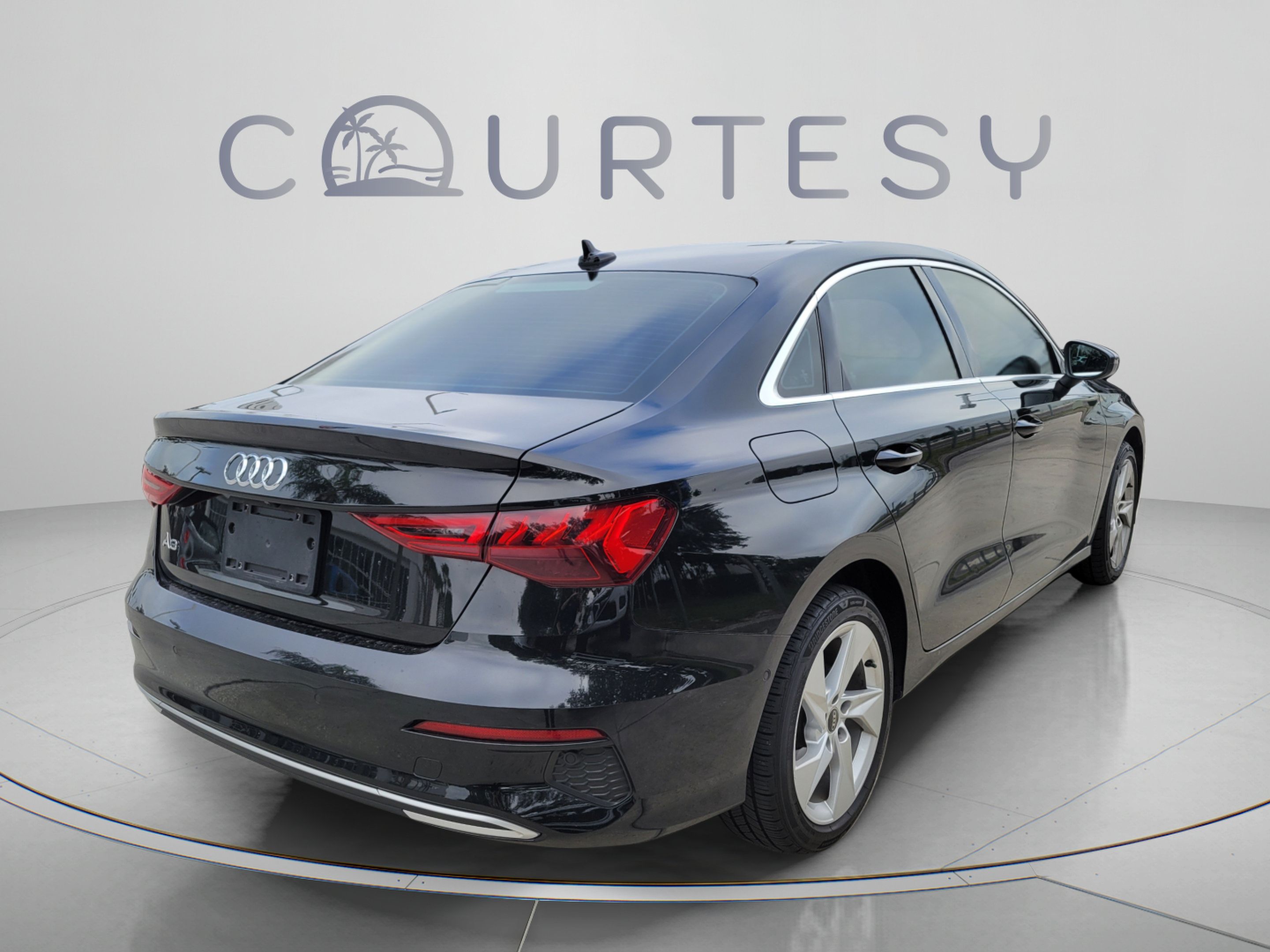 Used 2024 Audi A3 2.0T Premium FWD image 3