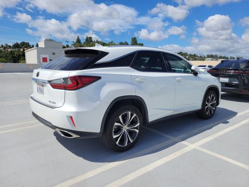 Used 2016 Lexus RX 350 FWD w/ Premium Package image 3