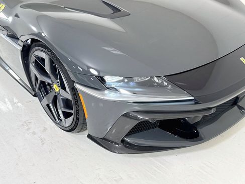 Used 2025 Ferrari 12Cilindri RWD image 31