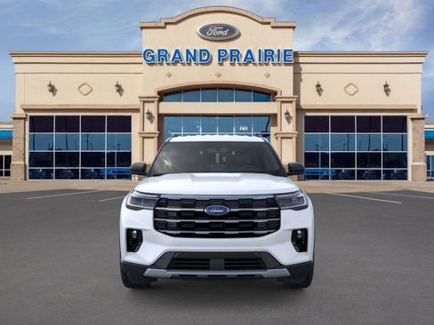 New 2026 Ford Explorer Active w/ Active Comfort Package image 6