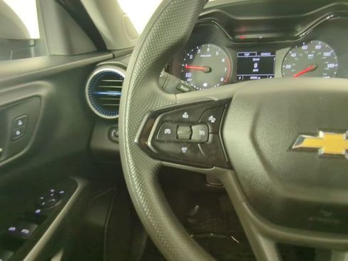 Used 2024 Chevrolet Trax LS w/ LS Convenience Package image 26