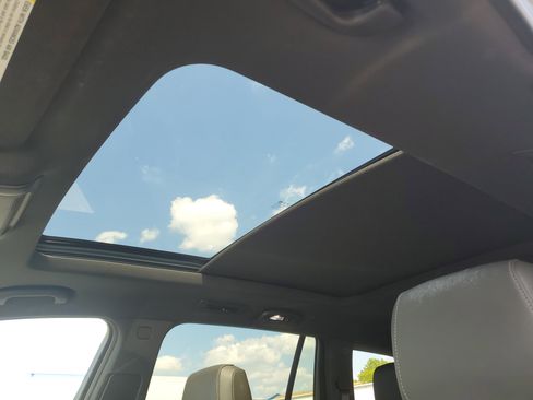 Certified 2025 Cadillac XT6 Premium Luxury image 15