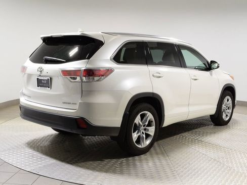 Used 2015 Toyota Highlander Limited AWD/4WD image 8