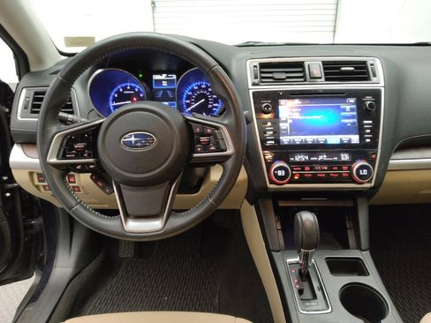 Used 2018 Subaru Outback 2.5i Limited image 22