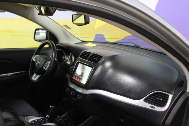 Used 2016 Dodge Journey SXT w/ Blacktop Package FWD image 10