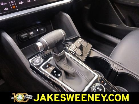 Used 2025 Kia Sportage X-Line w/ Premium Package image 25