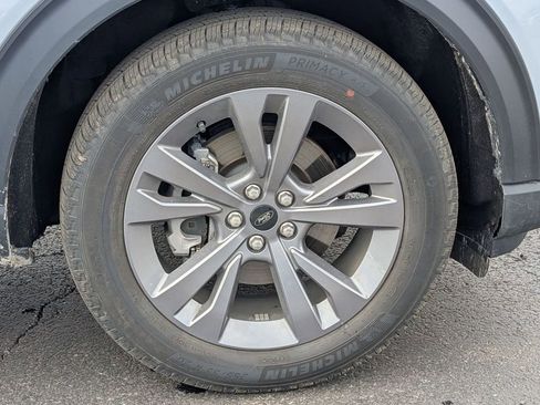 New 2026 Ford Explorer Active w/ Active Comfort Package image 18