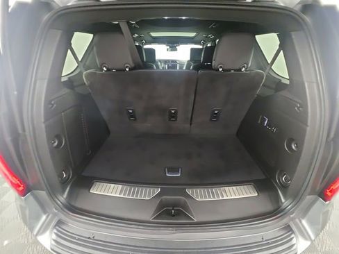 Used 2023 GMC Yukon Denali image 16