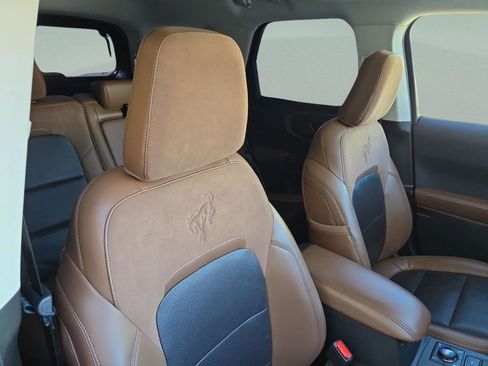 Used 2022 Ford Bronco Sport Badlands w/ Premium Package image 31