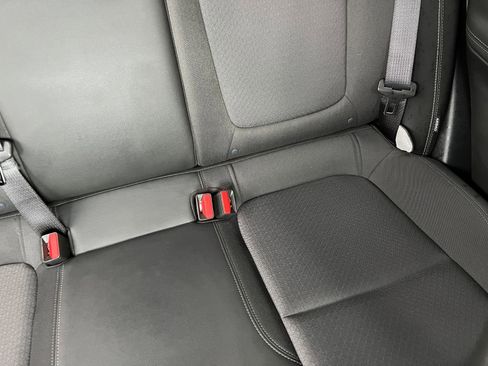 Used 2025 Buick Encore GX Preferred image 38