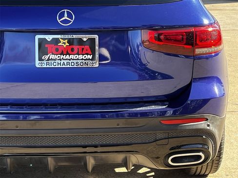 Used 2021 Mercedes-Benz GLB 250 image 6