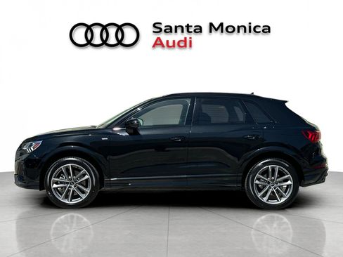 Used 2025 Audi Q3 2.0T Premium w/ Black Optic Sport Package AWD/4WD image 5