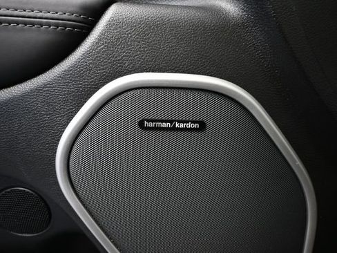 Used 2019 Jeep Grand Cherokee SRT AWD/4WD image 21