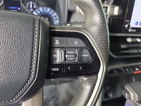 Used 2023 Toyota Tundra SR5 w/ SR5 Convenience Package AWD/4WD image 15