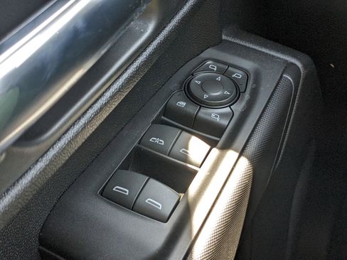 New 2025 Chevrolet Silverado 2500 Custom w/ Custom Value Package image 23