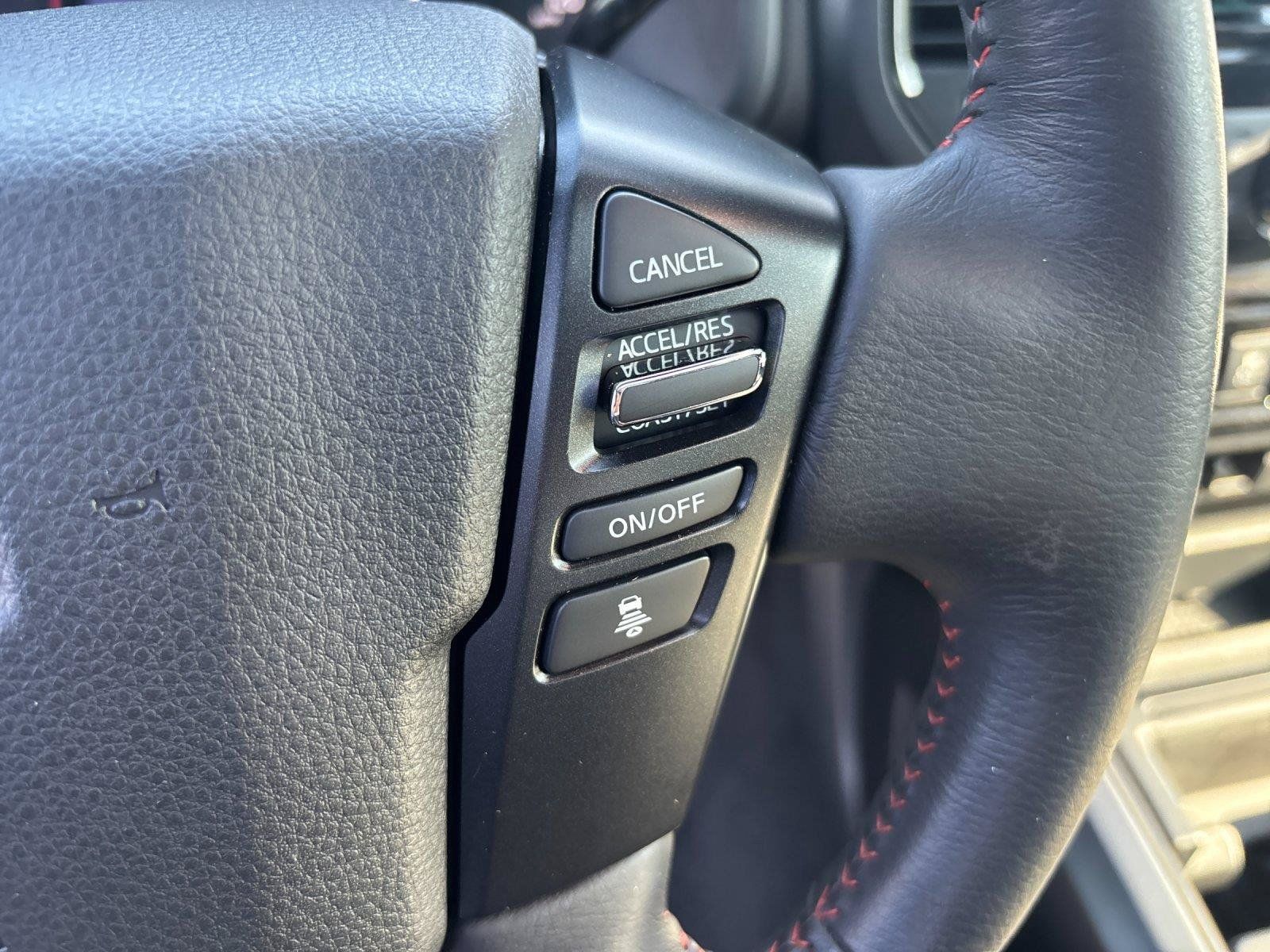 Used 2024 Nissan Titan PRO-4X w/ Pro-4x Convenience Package AWD/4WD image 20
