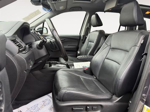Used 2019 Honda Pilot Elite image 9