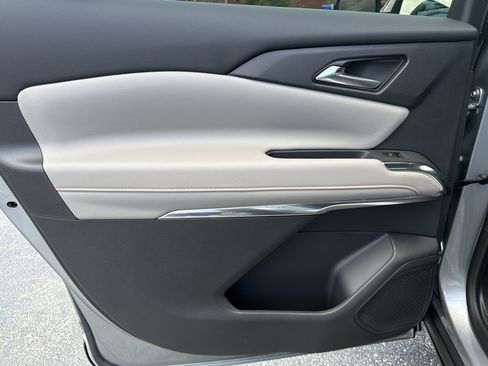 New 2026 Chevrolet Traverse LT FWD image 23