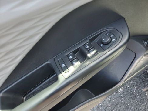 Used 2022 Volkswagen Taos S AWD/4WD image 20