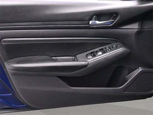 Used 2019 Nissan Altima 2.5 S image 9