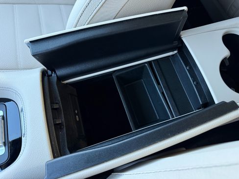 Used 2025 Mercedes-Benz GLS 450 4MATIC, w/ HUD, TRAILER HITCH, image 37