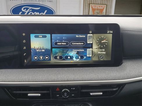 Used 2025 Nissan Kicks SV w/ SV Premium Package image 22